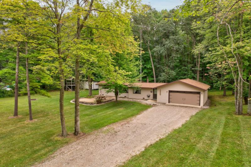 Rental 203196 Main Image