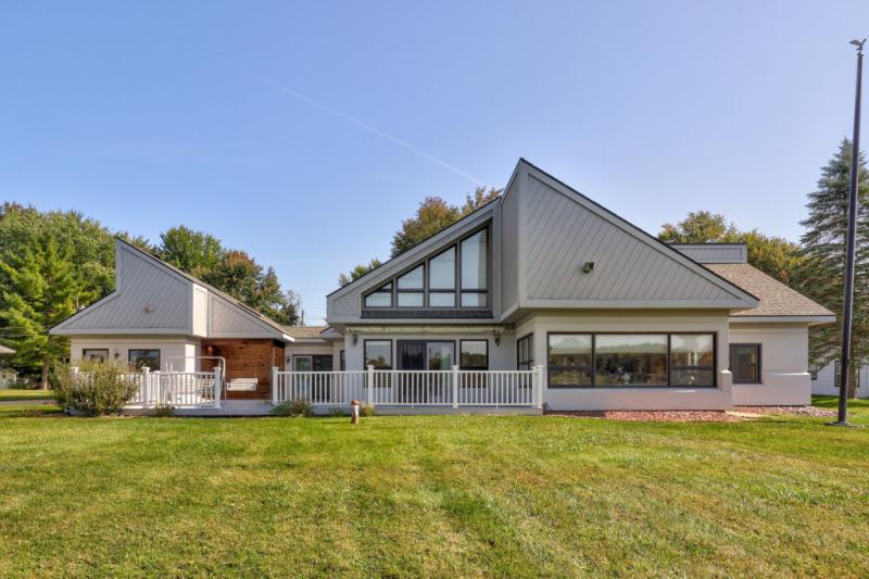 Rental 203256 Main Image